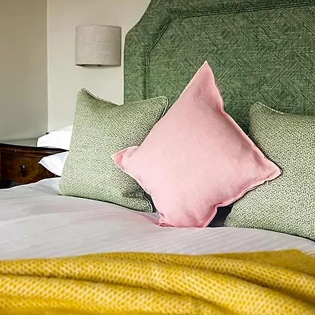 The Moorings & Restaurant 4* Saint Helier Jersey