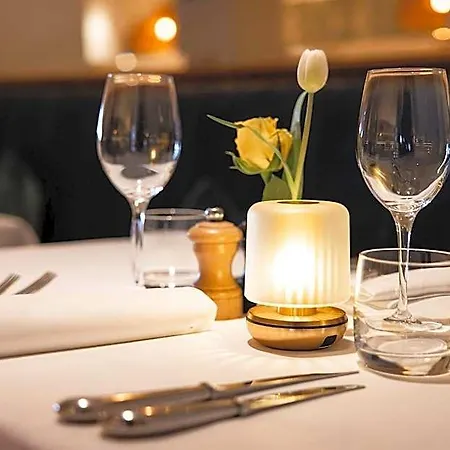 The Moorings & Restaurant Hotel