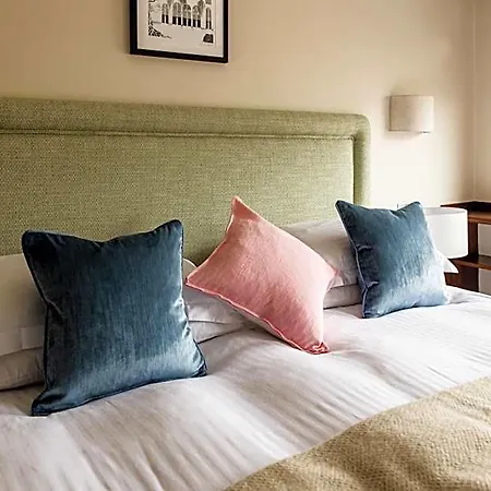 The Moorings & Restaurant Hotel