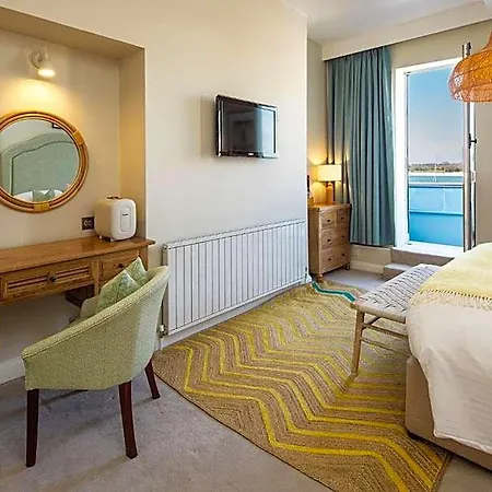 Hotel The Moorings & Restaurant